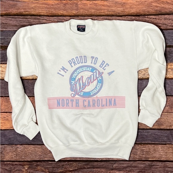 Vintage Tops - Vintage 1980s North Carolina Tarheels Mom Collegiate 80s Sweatshirt